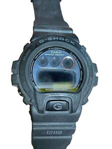 18594 ジャンク品　CASIO(カシオ）G-SHOCK　DW-6900MS　ブラックカラー　腕時計　中古品　W1ー171A　ジャンク