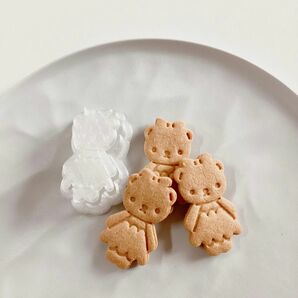 【クッキー型】くま　かわいい　バレンタイン　ホワイトデー　アイシング　アイシングクッキー
