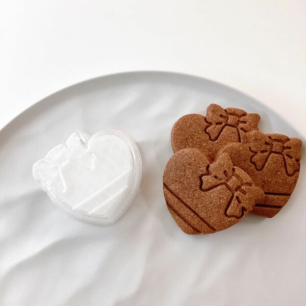 【クッキー型】リボンハート　バレンタイン　ホワイトデー　ハート　アイシング　アイシングクッキー