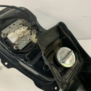 【ホンダ PCX125 JF28】純正ガソリンタンク 燃料タンクの画像2