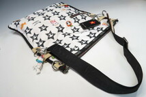 1円～LeSportsac レスポートサック tokidoki トキドキ ナイロン　2WAY　ショルダーバッグ　Qee/キーホルダー　12-8-72_画像4