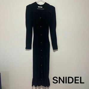 【美品】SNIDEL スナイデル フロントボタンニットワンピース