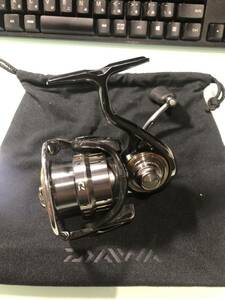 ダイワ DAIWA 21 ルビアスエアリティ FC LT2500S-HX 付属品あり 淡水使用 フルベアリング仕様　バスに　機関良好