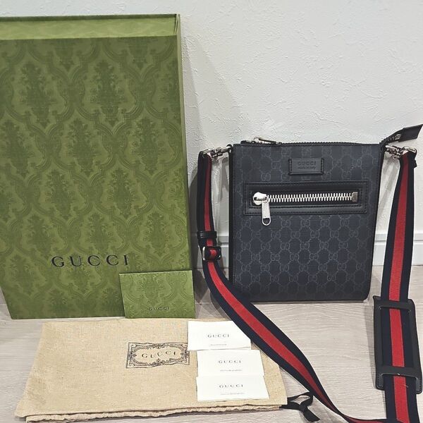 【正規品】GUCCI スモールメッセンジャーバック メンズ