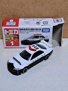 1 日産 スカイライン GT-R BNR34 パトロールカー 2021 新車シール TAKARA TOMY ロゴ ベトナム製 中古 開封品 トミカ ミニカー