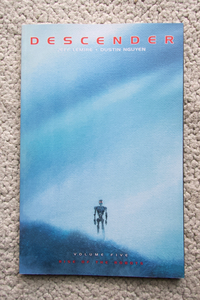 Descender Vol.5 Rise Of The Robots (image) Jeff Lemire・Dustin Nguyen　洋書