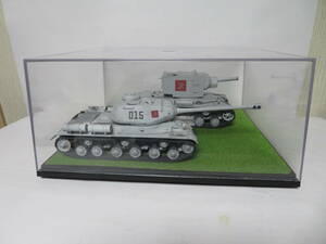 ガールズ＆パンツァープラウダ高校　KV-2＆IS-2 大会仕様　完成品　ディスプレイケース付き！