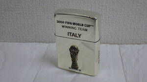 #10561 【限定品・ZIPPO】 2006年 FIFA ワールドカップ ITALY イタリア 両面加工 立体メタル 箱・保証書付 美品に近い良品 現状品