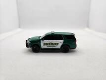 GREENLiGHT グリーンライト 1/64 2021 CHEVROLET TAHOE PORSUIT PURSUIT VEHICLE (開封品、現状渡し)_画像3