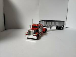 DCP ダイキャストプロモーション 1/64 Peterbilt 389 & EAST END DUMP TRAILER (現状渡し)