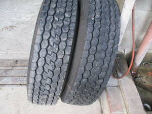 ヨコハマ　ＬＴ752Ｒ　205/80Ｒ17.5　2022年製中古タイヤ2本セット