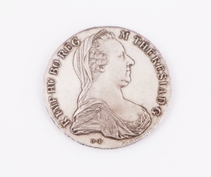 マリア・テレジア 大型銀貨 約28g 約4.1㎝ オーストリア BURG CO TYR 1780 X ARCHID DUX ターラー銀貨