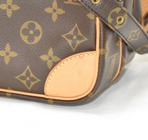 LOUIS VUITTON ルイヴィトン モノグラム ナイル M45244_画像2