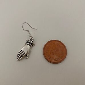 【最終値下】レア モロッコピアス