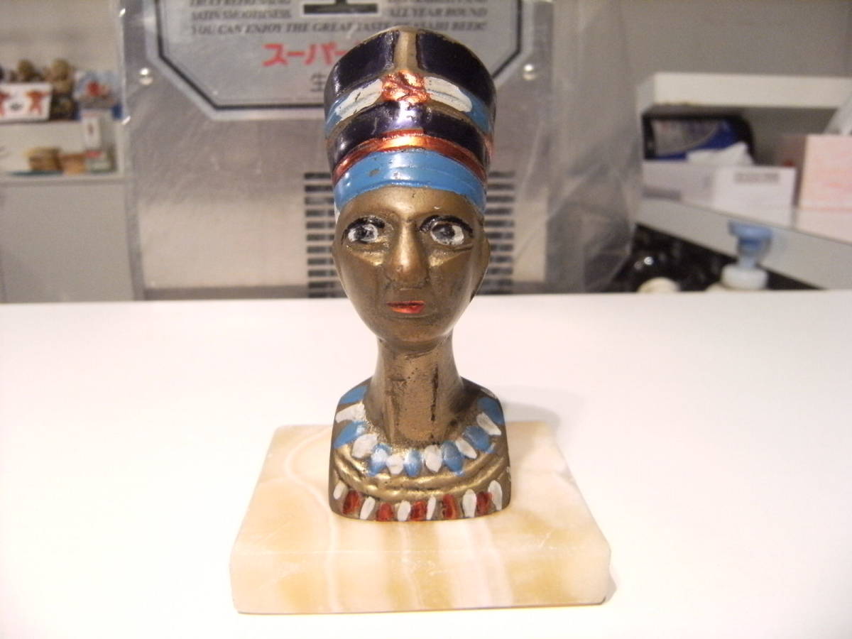 Showa Retro★80's★Original item Overseas travel Tourism Souvenir World Heritage Site Egypt Cleopatra Nefertiti Figurine Object Accessory★Pyramid, handmade works, interior, miscellaneous goods, ornament, object