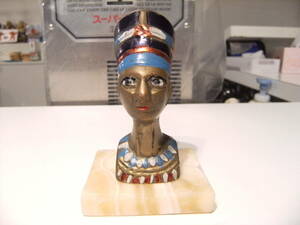 Art hand Auction Showa Retro★80's★Original item Overseas travel Tourism Souvenir World Heritage Site Egypt Cleopatra Nefertiti Figurine Object Accessory★Pyramid, handmade works, interior, miscellaneous goods, ornament, object