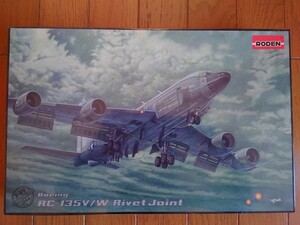 ローデン 1/144 ボーイング RC-135V/W Rivet Joint