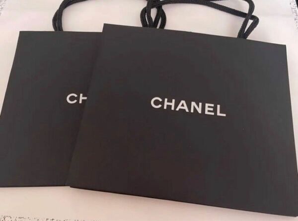 CHANEL シャネル　ブティック　ショッパー　紙袋　ショップ袋　バッグ　新品　未使用　ブラック　黒　現行モデル　2枚
