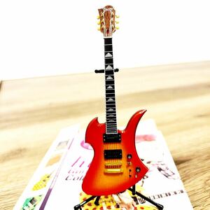 【貴重】hide Guitar Collection Burnny チェリーサンバースト ギターフィギュア ギターミニチュア