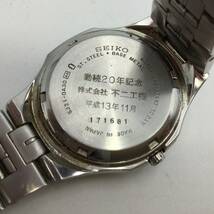 BB56■＜ジャンク＞腕時計 SEIKO セイコー ドルチェ キネティック 5J21-0A30 純正ベルト 現状品 ※裏蓋に勤続記念の文字彫り有り ■_画像7