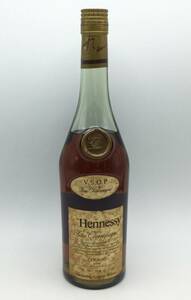 EE45■＜未開栓＞※ラベル劣化 Hennessy ヘネシー VSOP スリムボトル ファインシャンパーニュ コニャック ブランデー 700ml 40% 洋酒 古酒