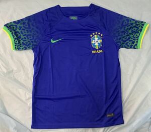 ブラジル代表　サッカー　ユニフォーム　サイズM ネーム無し　服　シャツ