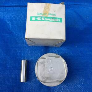 1901-018 Kawasaki（カワサキ） VALCAN800（バルカン800） ピストン＋ピストンピン（各1個） 品番：13001-1434 新品・未使用の画像1