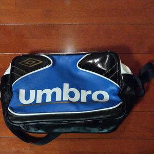 umbro ショルダーバッグ