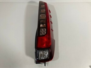 トヨタ純正 ZRR80W/ZRR85W/ZWR80W ノア/エスクァイア 前期 LED テールライトASSY 右側 KOITO 28-231 刻印AR 棚番T-314