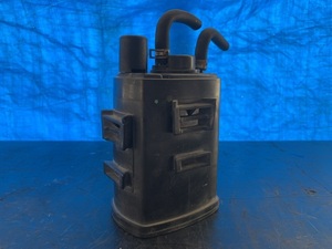 チャコール キャニスター スイフト ZD11S スズキ M13A 18560-83J00 排出 抑制 容器