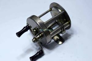 ABU URFABRIKEN SVANGSTA　ABU RECORD 1500 modell　ｃ c1941年～（a147-293）VINTAGE REEL,OLD REEL,HISTRICAL REEL ビンテージリール