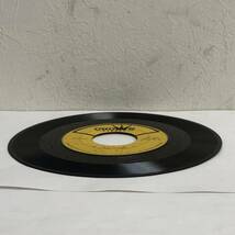 [中古] EPレコード「黒沢明とロスプリモス：涙とともに / ラブユー東京」 ジャケット無し 7インチシングル盤 45rpm レトロ_画像6