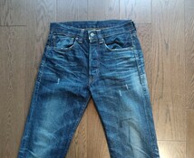 Levi's リーバイスヴィンテージクロージング ダメージ加工 LVC 501XX 1947sトルコ製 W31 セルビッジ 赤耳 ジーンズ デニム_画像3