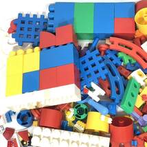 LEGO レゴ ブロック デュプロ 基礎版 ベース 車 乗り物 おもちゃ 部品 パーツ 小物 カラフル シリーズ 色々 約 9.5kg 大量 セット まとめて_画像2