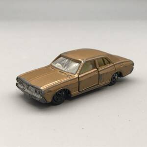 Tomica トミカ NISSAN CEDRIC ニッサン セドリック No.33 1/65 香港製 茶色 ブラウン ゴールド系 レア コレクション ミニカー おすすめ