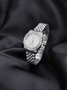 腕時計 レディース クォーツ シルバー ビジネスウォッチ キラキラ ジルコニア付き 女性用 普段使いに最適