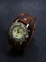 腕時計 メンズ クォーツ パンクレトロ風 レザーウォッチ 腕時計 ヒップホップ風ブレスレット ギフトに最適_画像1