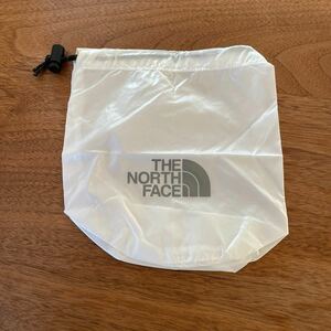 C 柄ひも S 未使用 ノースフェイス THE NORTH FACE スタッフバッグ 巾着 登山 袋 ホワイト 巾着袋 付属 コンパクト 軽量 リップ素材