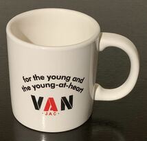 VAN JAC ヴァンヂャケット マグカップ 陶器製 アーチロゴ_画像1