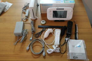 Wii U ファミリープレミアムセット＋Wii Fit U 32GB シロ 動作確認 初期化済 Wiiリモコン追加