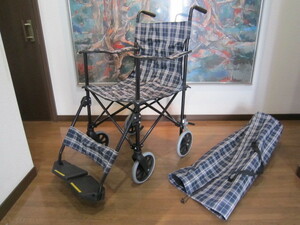  large wheel person . kind wheelchair wheelchair wheelchair folding folding type original storage sack attaching 