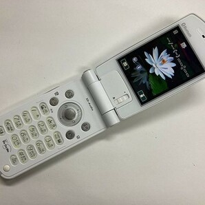 AF625 docomo FOMA P902iS ホワイトの画像1