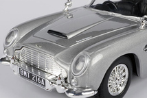 MOTOR MAX 1/24 アストンマーチン DB5 1965 シルバー 007 ゴールドフィンガー ボンドカー ASTON MARTIN DB5_画像6