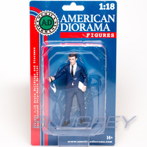 アメリカン ジオラマ 1/18 フィギア ディーラーシップ 男性 セールスマン American Diorama Figures The Dealership Salesperson_画像1