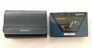 SONY カセットウォークマン WM-F550C ネイビー 外観美品 通電ラジオ確認済み ソニー 紺色 ドルビーC搭載 ジャンク