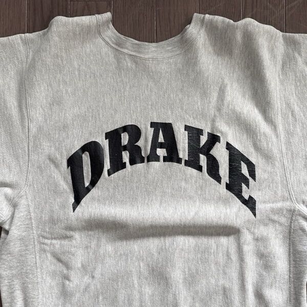リバースウィーブ チャンピオン DRAKEカレッジロゴ
