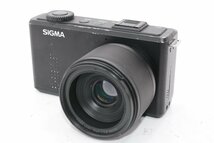 【オススメ】SIGMA デジタルカメラ DP3Merrill 4,600万画素 FoveonX3ダイレクトイメージセンサー(APS-C)搭載 929558_画像1