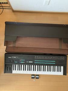 ヤマハ　シンセサイザー　YAMAHA　DX７　