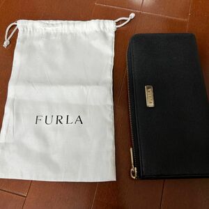 中古品 FURLA フルラ 長財布