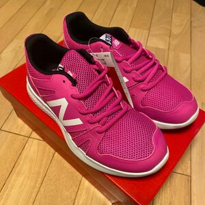 ★新品未使用★New balance ニューバランスYK570 スニーカー　22cm